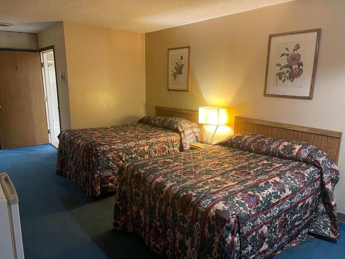 Dollinger'S Motor Inn Albion ภายนอก รูปภาพ