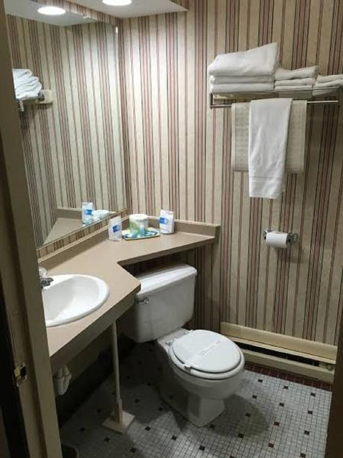 Dollinger'S Motor Inn Albion ภายนอก รูปภาพ